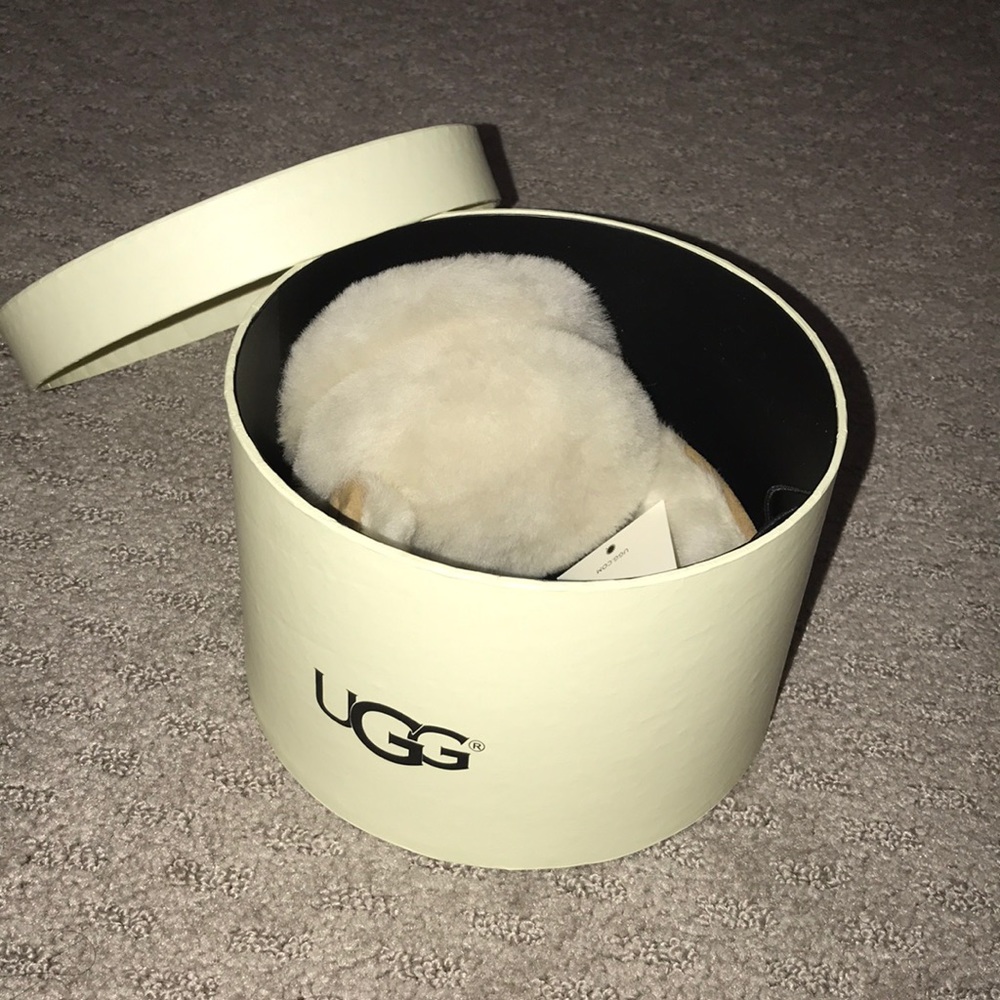 COPY - ugg fuzzy earmuffs!!! never worn!